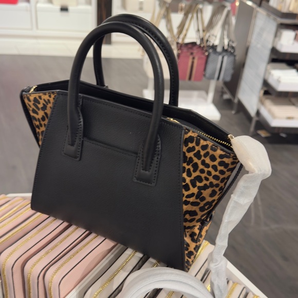 COPY - Michael Kors Black and Leopard Print Women's Bag - Picture 4 of 4